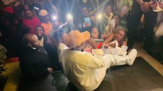 Aymos Performing Sengizwile In Bostwana  Performance People Go Creazy In Botswana amapiano