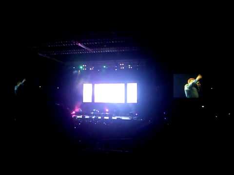 BLUE - One Love [LIVE]