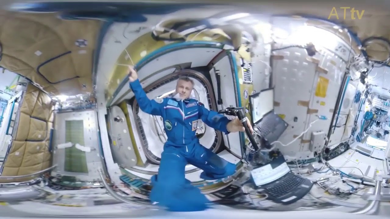 Космонавт загремит с орбиты по уголовной статье - YouTube