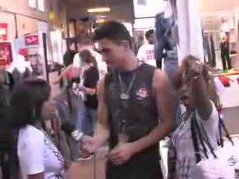 Drew interviews Tiara and Ciara at Levi's/Fader Fort '08