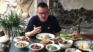 Tapes gastronomia Batak , Indonesia food tour , Toba Dream restaurant chef reaction spicy