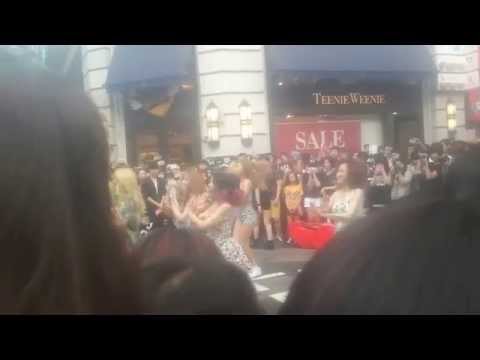 [폰카] 140807 명동 게릴라콘서트 레이디스코드 Kiss Kiss