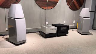 Wilson Audio WATT/Puppy with Naim NAP 350 and Naim NSC 222