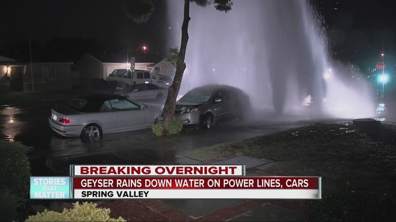 Huge geyser after car crashes into hydrant in Spring Valley - YouTube