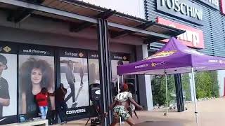 Musina Mall With Moque Slender Boy