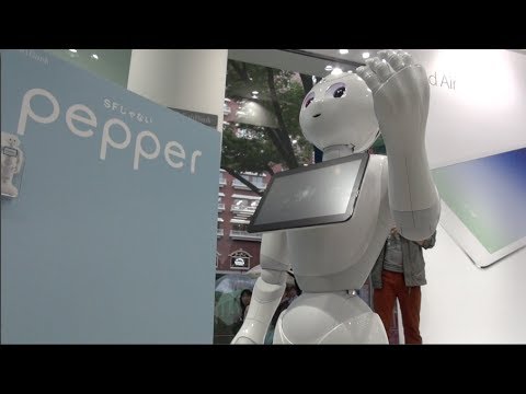 Softbank's Pepper: the emotion-reading robot - YouTube