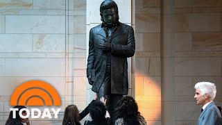 Johnny Cash statue unveiled at US Capitol