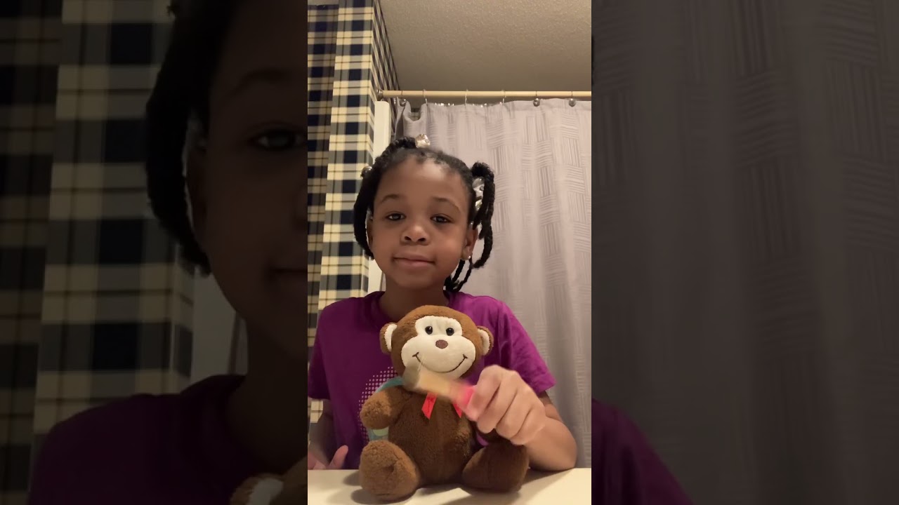 Decorating my plushies!!