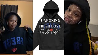 Unboxing my fresh love (first video!!!)
