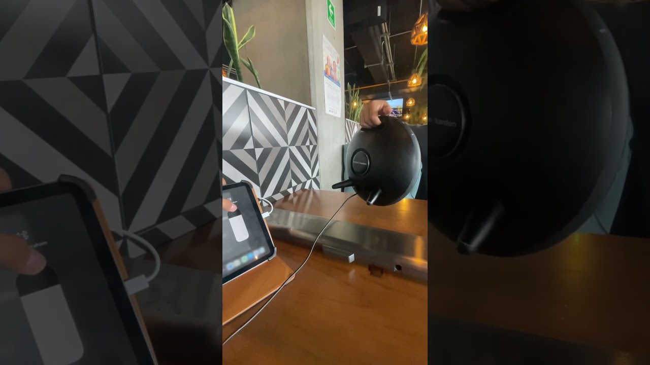 Harman Kardon onyx studio 4