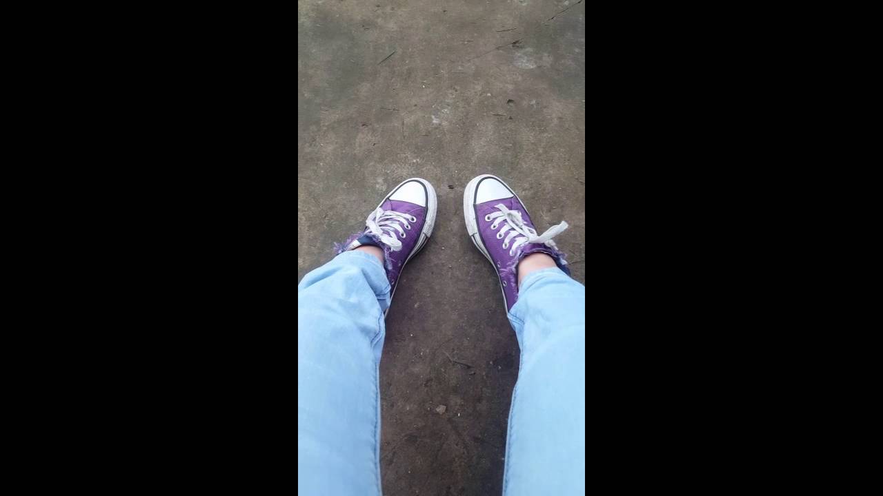 I love my converse 😋😋