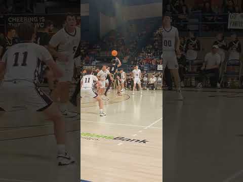 2nd Quarter High School Boys Basketball Action Hackleburg High School vs. Hubbertville Feb. 11, 2025