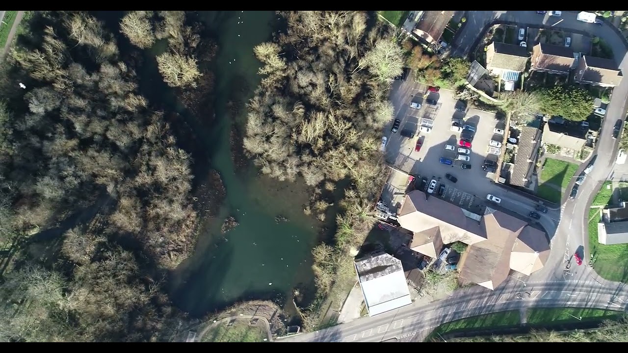 Bishops Waltham raw (4K)