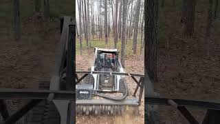 Triturador desbastador M450s-1900. Excelente equipamento para Minicarregadeiras e Pás carregadeiras.