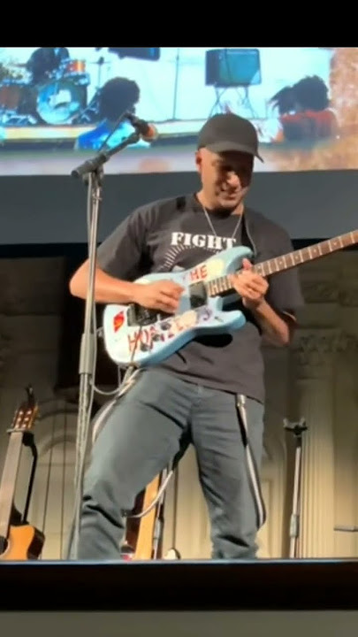 Tom Morello Sick Guitar Solo - 'Like a Stone' by Audioslave - #music #shorts
