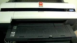 Oce 2124 Plotter in Action prints an A1 in 30 seconds