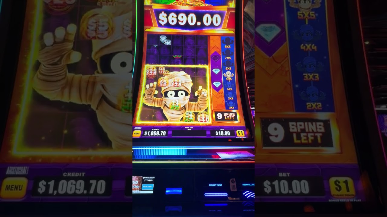 ALL 3 BONUSES at Once + JACKPOT! 😱 Mo Mo Mo Mummy $1 Denom | Broke2Bonus