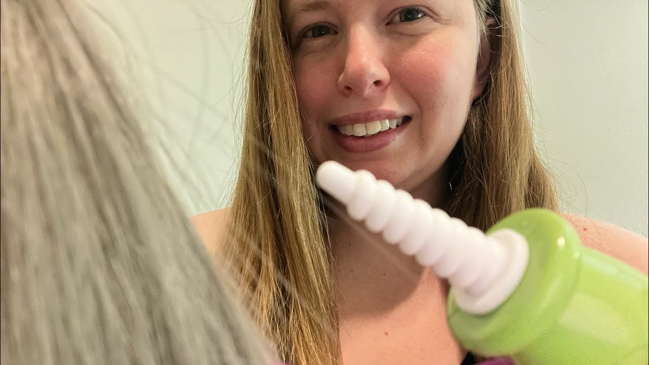 ASMR: завивка волос в парике, тихий голос