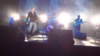Morrissey - Everyday Is Like Sunday + I Will See You in Far Off Places (LIVE)