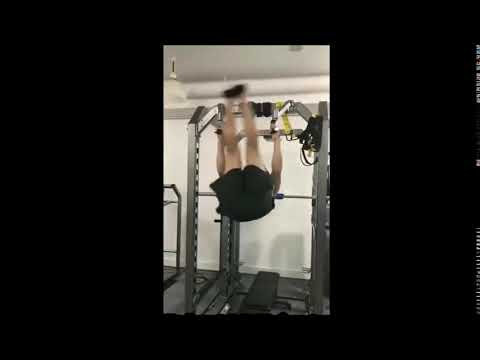 空中に浮く！？佐野怜於の筋トレがjハードすぎる！！！