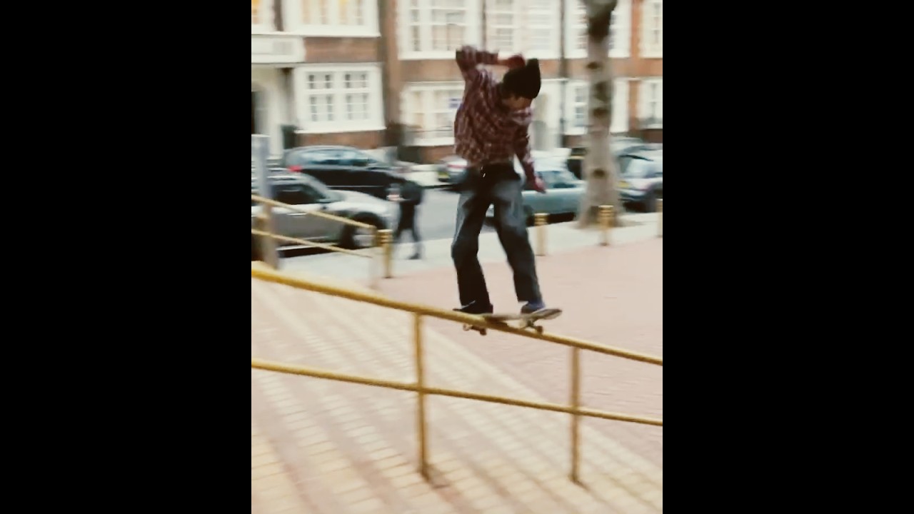 Dougie George FS Boardslide ✨🍫