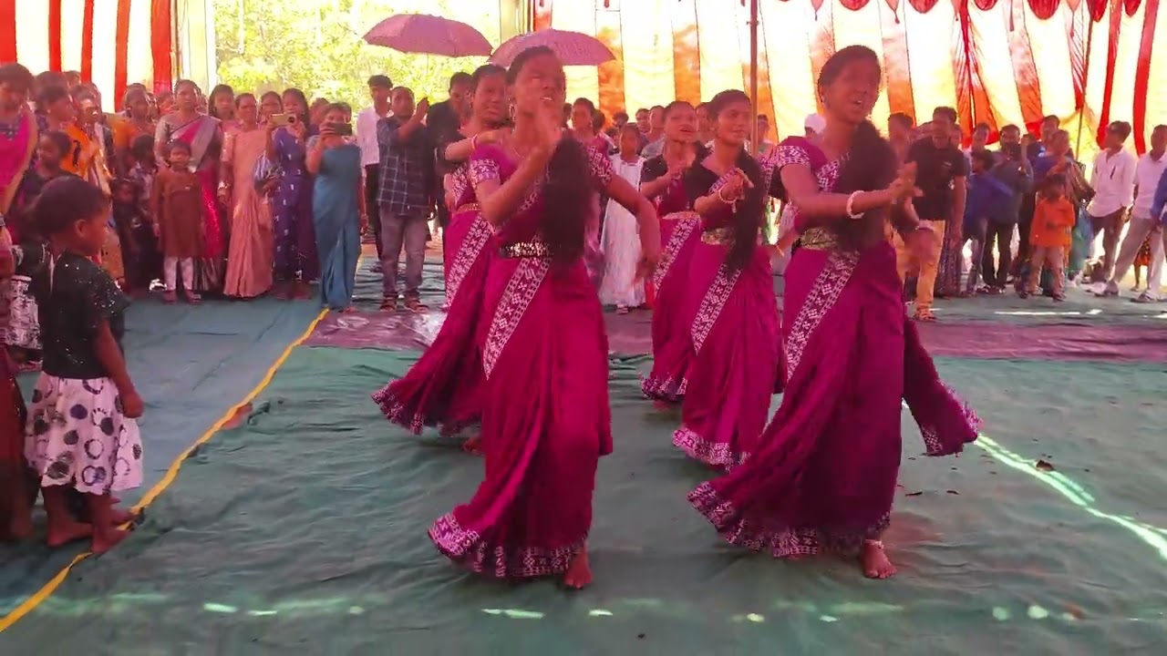 Wedding welcome dance