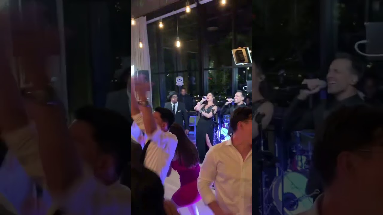 Mr Brightside 📲 info@simoneband.com