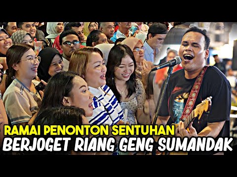 Cantik² Sumandak Sabah ikut mennyanyi siap berjoget bila Bob belanja banyak lagu-lagu Sabahan