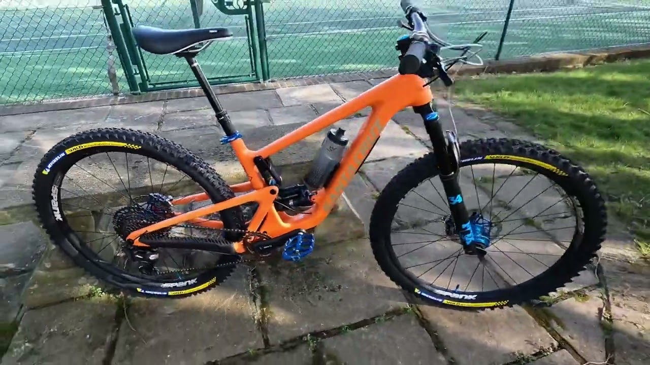 2022 Santa Cruz Hightower C V2 Custom Built - Bike Check - YouTube
