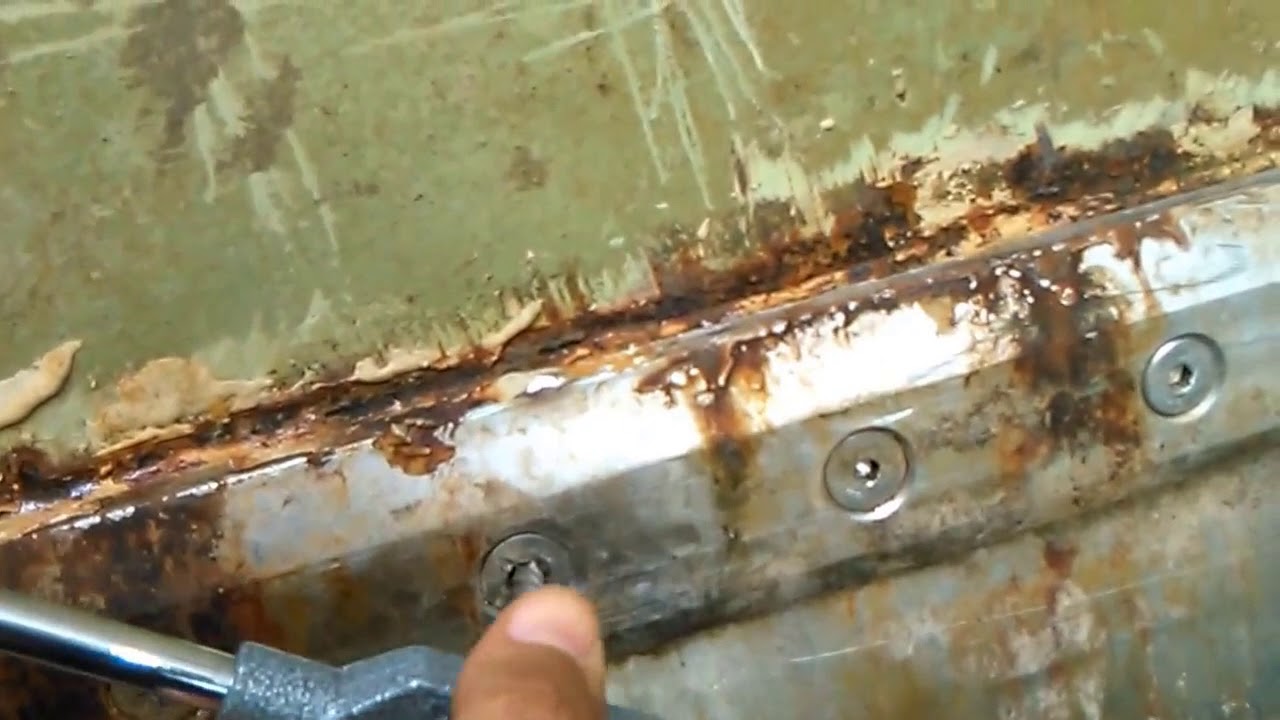 Rimozione vite/bullone spanato in pochi minuti - screw out - hack vita