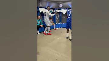 Vibe In Chelsea Dressing Room N Golo Kanté Shorts 