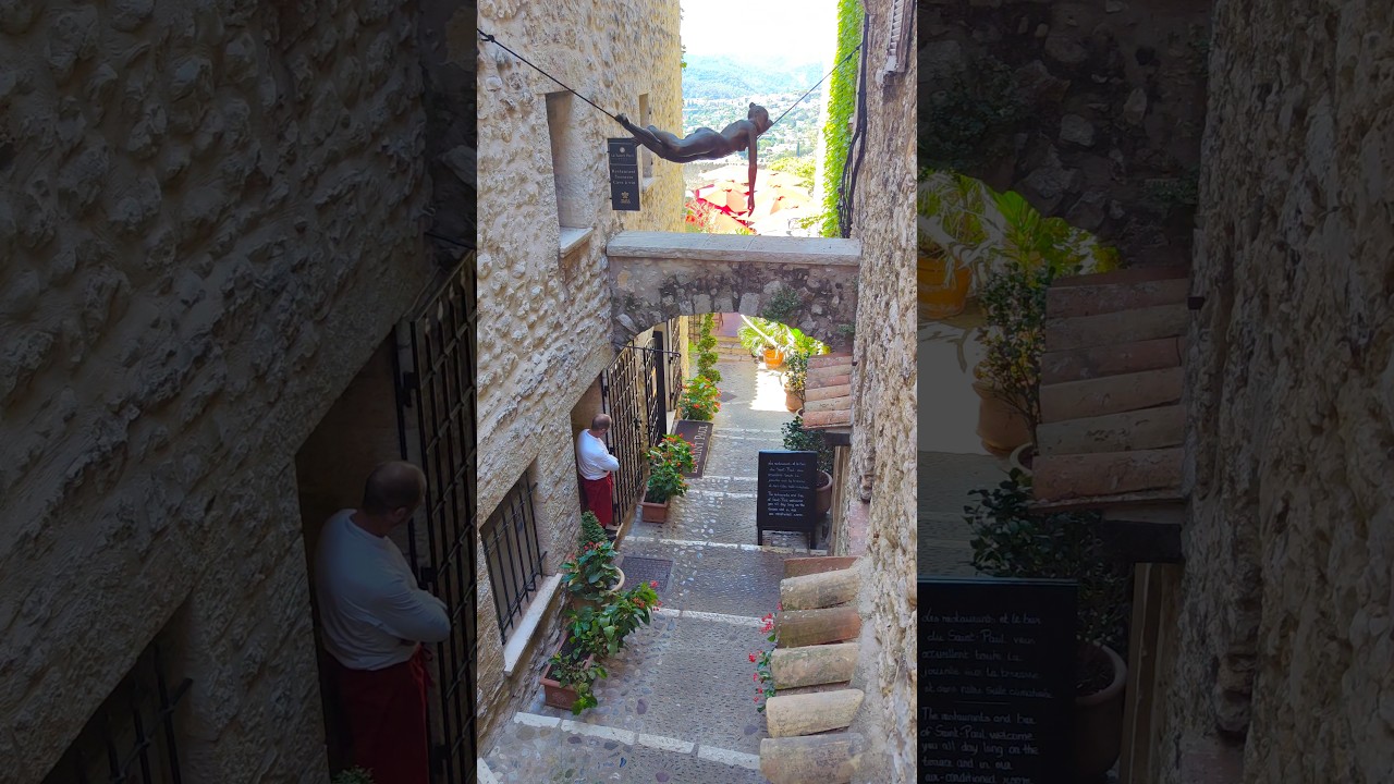Saint-Paul-de-Vence - The Most Charming Village of France - Province