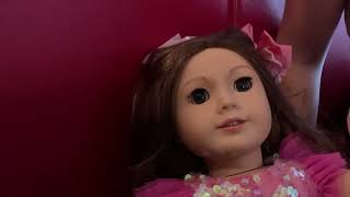 Lily goes to Cafe Un Deux Trois