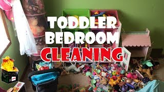 Toddler bedroom cleaning