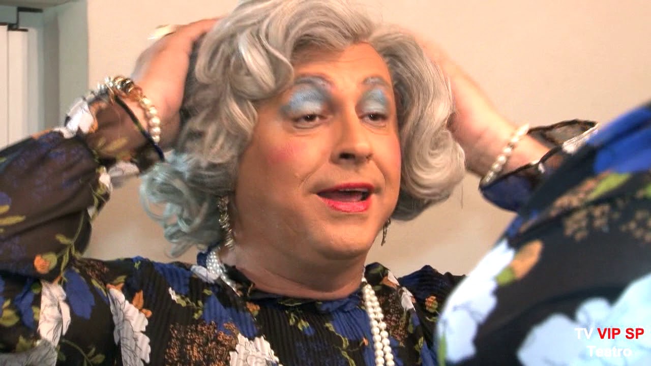 A TIA É UM SHOW - TEATRO RUTH ESCOBAR