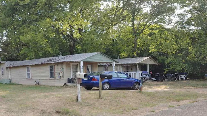 216 Brown St, Longview, TX Presented by Amy Tabor.