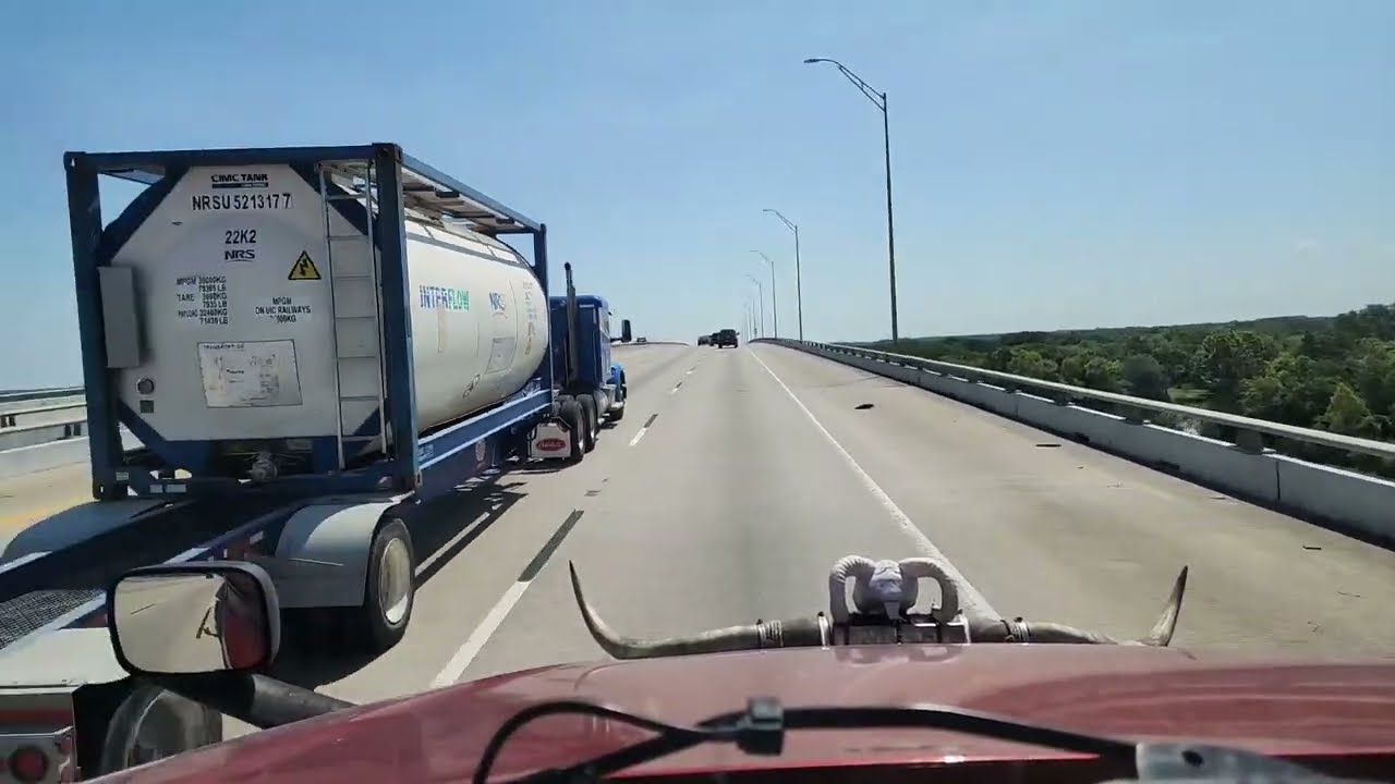 Ride Along live trucking from Baytown, Texas to Florida Big Rig Edition