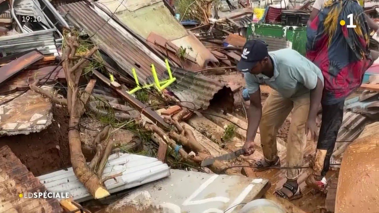 Tsoundzou après le passage du cyclone Chido
