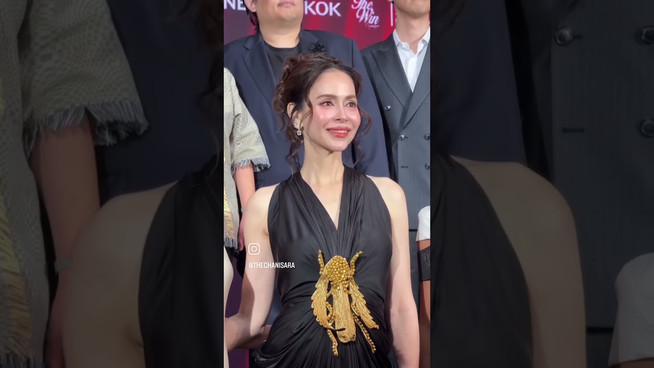 เธอ เสียงร้องของจัสมินกับมู่หลาน Original นะ !! มันเกินฝัน แม่ @msleasalonga มาคอนเสิร์ตที่ไทย