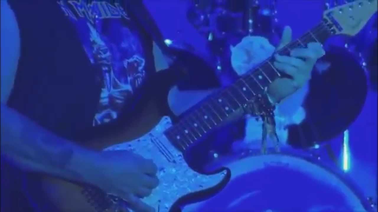 Iron Maiden 2013 - Fear Of The Dark - Live in Donington, UK Iron Maiden 2013 - Fear Of The Dark - Live in Donington, UK
