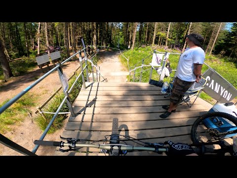 SURFING THROUGH LOAM!!! - ROOT 1 ROUND 3 WINDHILL RACE RUN
