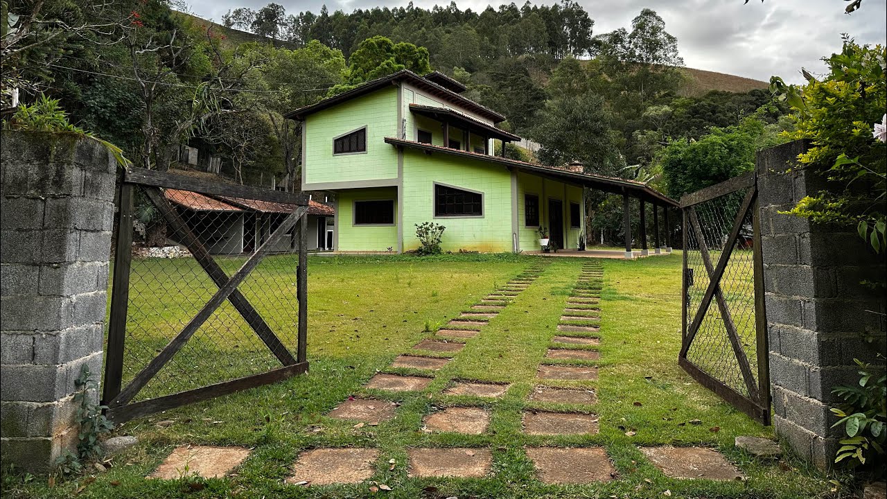 ❌INDISPONÍVEL❌Chácara Rústica de 4.000 mts c/ Nascente| Desconto de R$60 mil | 15 min de Cambui MG |