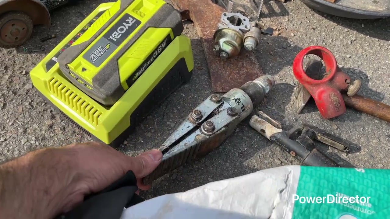 Куча фирменных находок на металлоприемке