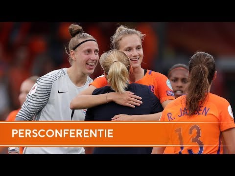 Persconferentie OranjeLeeuwinnen - Denemarken - YouTube