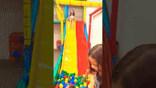 Brincando De Escorregar