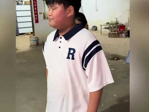 阿杜给恩泽保证会干出名堂，让大家另眼相看，没想到恩泽对阿杜嗤之以鼻