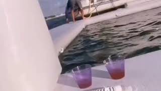 Anuel AA y Karol G pasandola bien en el mar de Miami | 2020