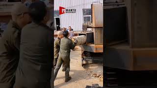 Industrial Wood Crusher & Chipper Performance | #WoodCrusher #Mantomachinery