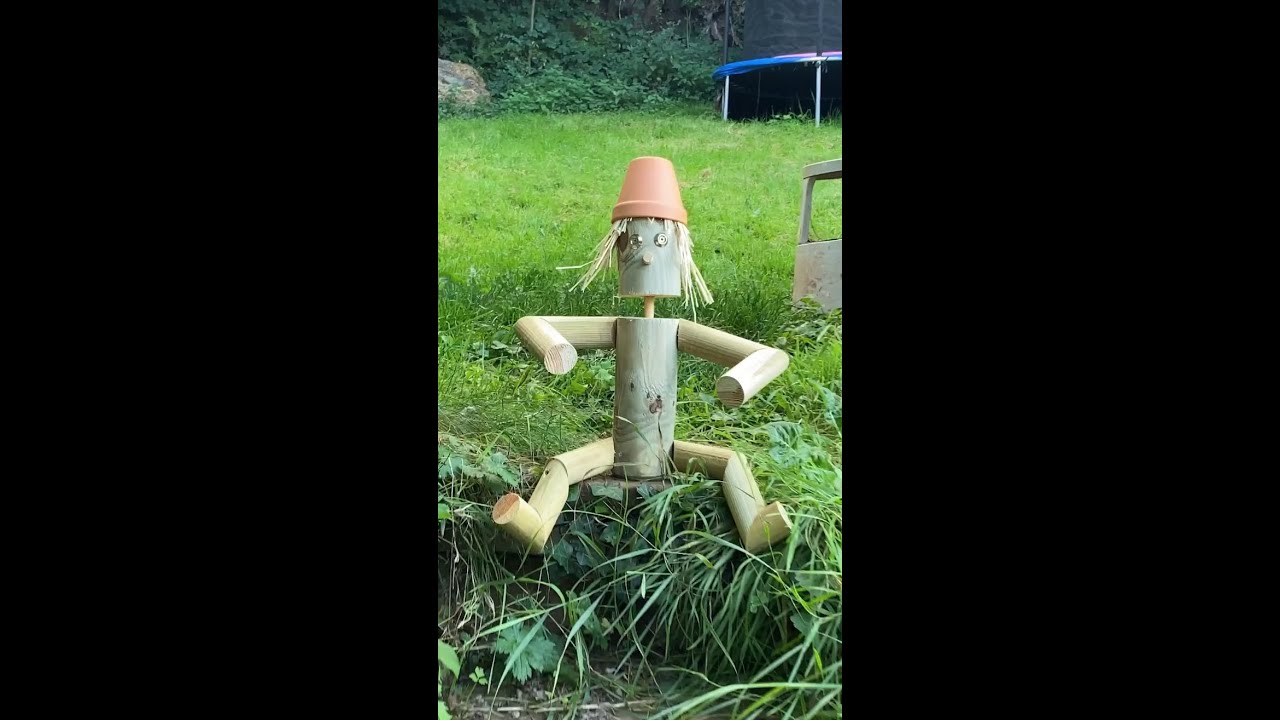 Wooden Garden Ornament - MyGardenPals