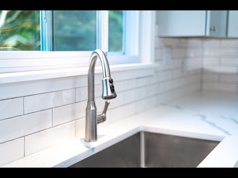 1048 Wild St, Sycamore, IL home video tour